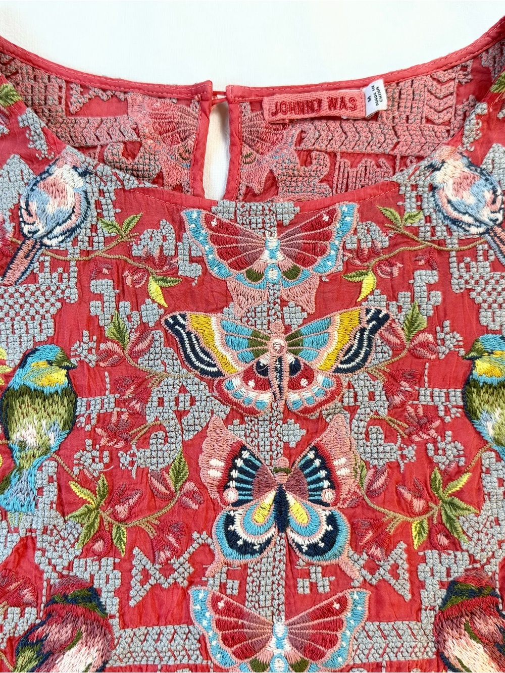 Johnny Was Farfalla Embroidered Coral Tunic Top with Butterfly and Bird  Detail - Picture 8 of 11